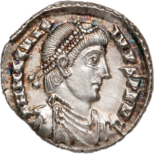 A.D. 383-388 Magnus Maximus Silver Siliqua Main Image